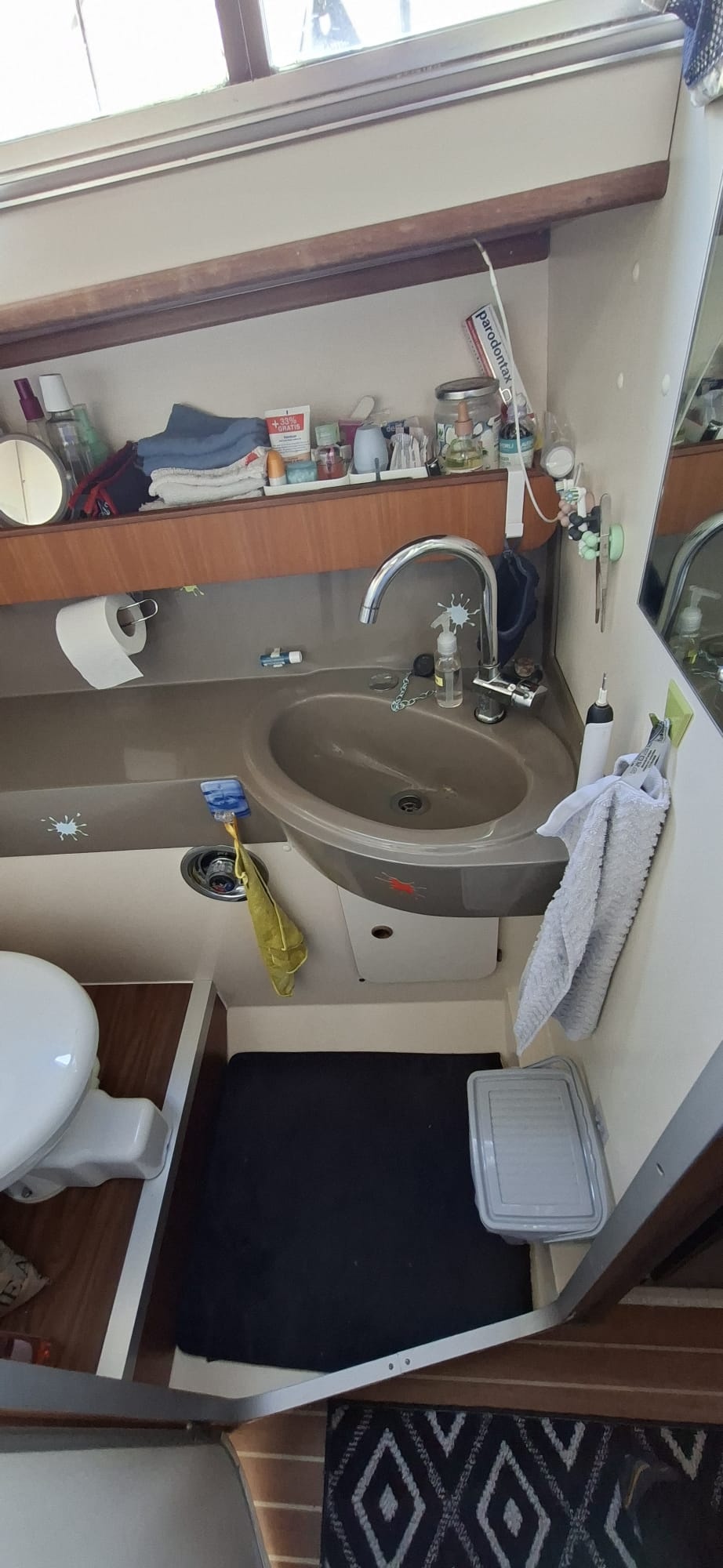 Broom 35 - 